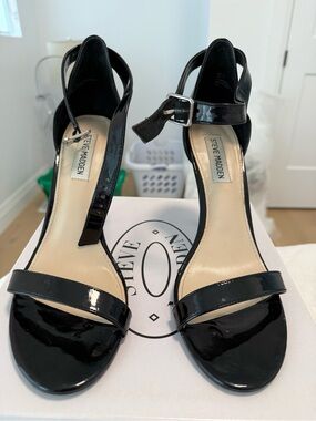Steve Madden Black Patent Open-Toe Ankle-Strap Heels